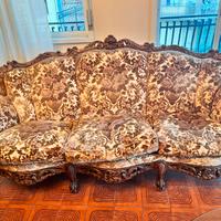 Divano con due poltrone