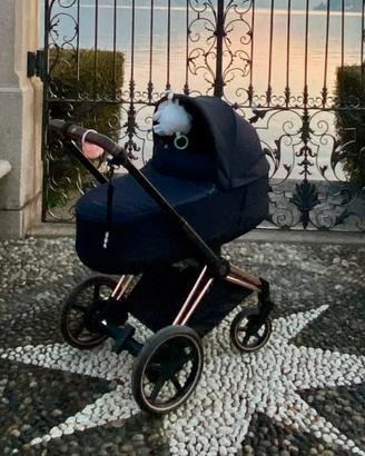Carrozzina Cybex Platinum e-Priam elettrico Blu