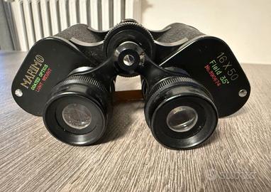Binocolo vintage con custodia.