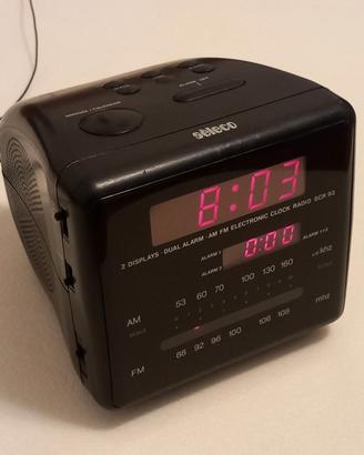Radiosveglia design cubo Seleco SCR 93 anni '90