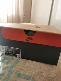 10 W NIKE  ZOOM VOMERO 5 PRM SAIL BLACK LIGHT BONE
