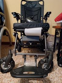 Sedia rotelle pieghevole ultraleggera pesa 15 kg