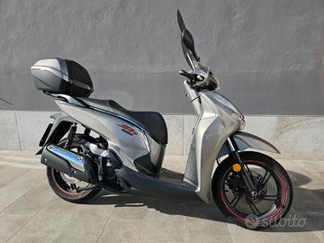 Honda SH 300 i Sport ABS