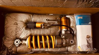 Mono Öhlins TTX GP con piggy in ottime Ducati V4