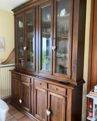 Credenza in noce massiccio mobilificio Griva