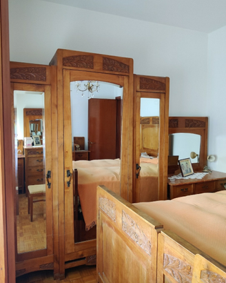 Mobili di camera da letto stile Liberty