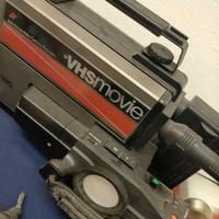 RASOIO ELETTRICO E VIDEOCAMERA "VINTAGE"