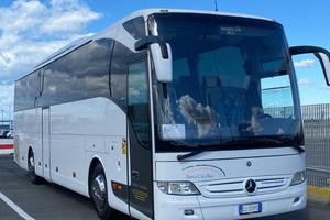 Mercedes tourismo 2016