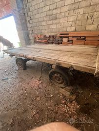 Carro agricolo d’epoca in legno