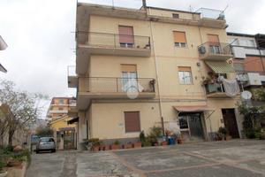 4 LOCALI A CASTROVILLARI