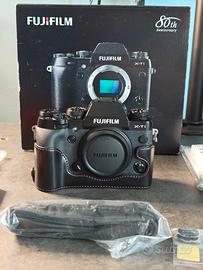 Fujifilm X-T1 + Scatola, Flash, 3 Batterie, fodera