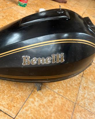 Serbatoio e ricambi benelli 354 sport
