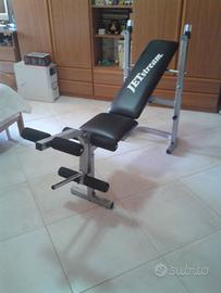 Panca multifunzione con pesi e bilanciere