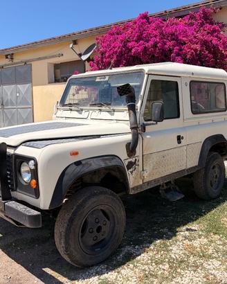 Land Rover 90 HTC