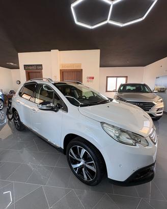 Peugeot 2008 1.6 e-HDi 115 CV Stop&Start Féline