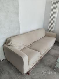 Divano 4 posti