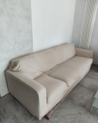 Divano 4 posti