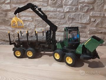 Trattore john deere Bruder
