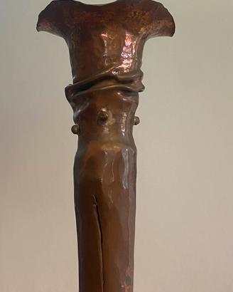 Candelabro da terra Hessel Studios Rame Martellato