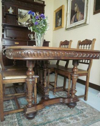 Tavolo antico  stile Enrico II  fine 800+ 4 sedie