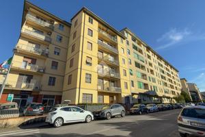3 LOCALI A SCANDICCI