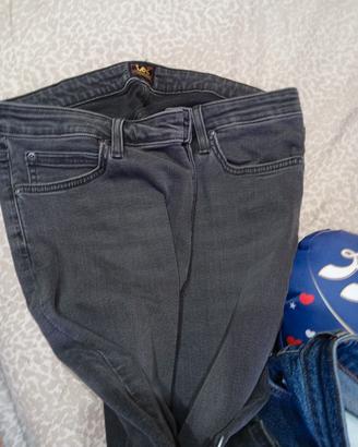 pantaloni jeans 