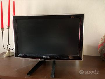 TV SAMSUNG LE22D450G1W