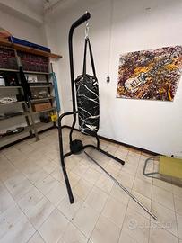 Sacco da boxe + 40kg + bilancere, guanti e tibie