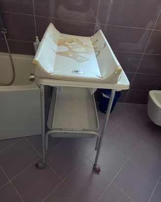 Fasciatoio per cambio CAM con vaschetta
