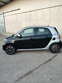 SMART FORFOUR 453