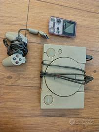 Playstation 1 e gameboy color