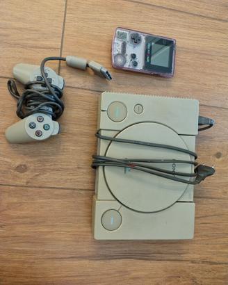 Playstation 1 e gameboy color