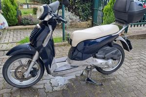 Scarabeo aprilia 200