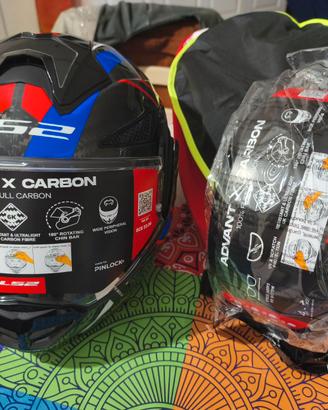 Casco LS2  in carbonio