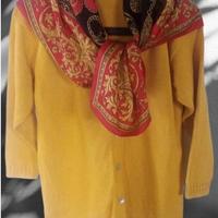 Set zabaione. Cardigan e foulard