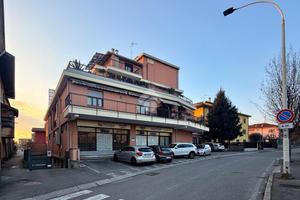 3 LOCALI A CALUSCO D'ADDA