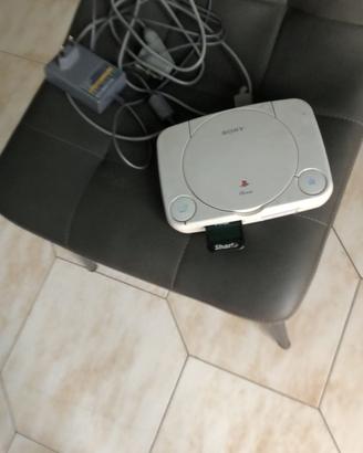 Ps one anno 2004