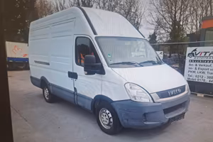 IVECO DAILY 35S18 FURGONE