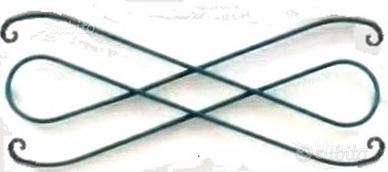 Elemento decorativo in fero pieno forgiato a mano