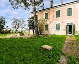 Villa storica centro rif.s06