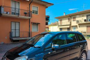 Opel Zafira 1.6 EcoM 7 posti Benzina/metano 