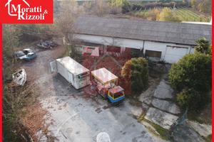 Un CAPANNONE in posizione a Portogruaro