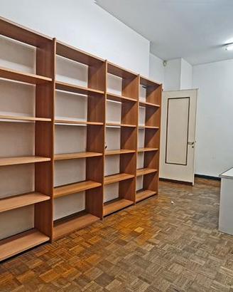 Libreria ufficio / archivio a giorno in legno