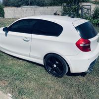 Bmw serie 1 e 81 123 msport