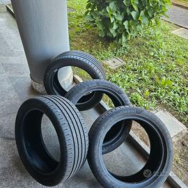 Treno 4 Gomme Estive Continental 215/45 R17 V - Co