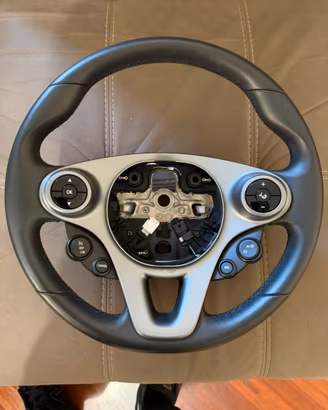 Volante in pelle nuovo Smart 453