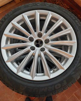 gomme e cerchi  225/50 R17