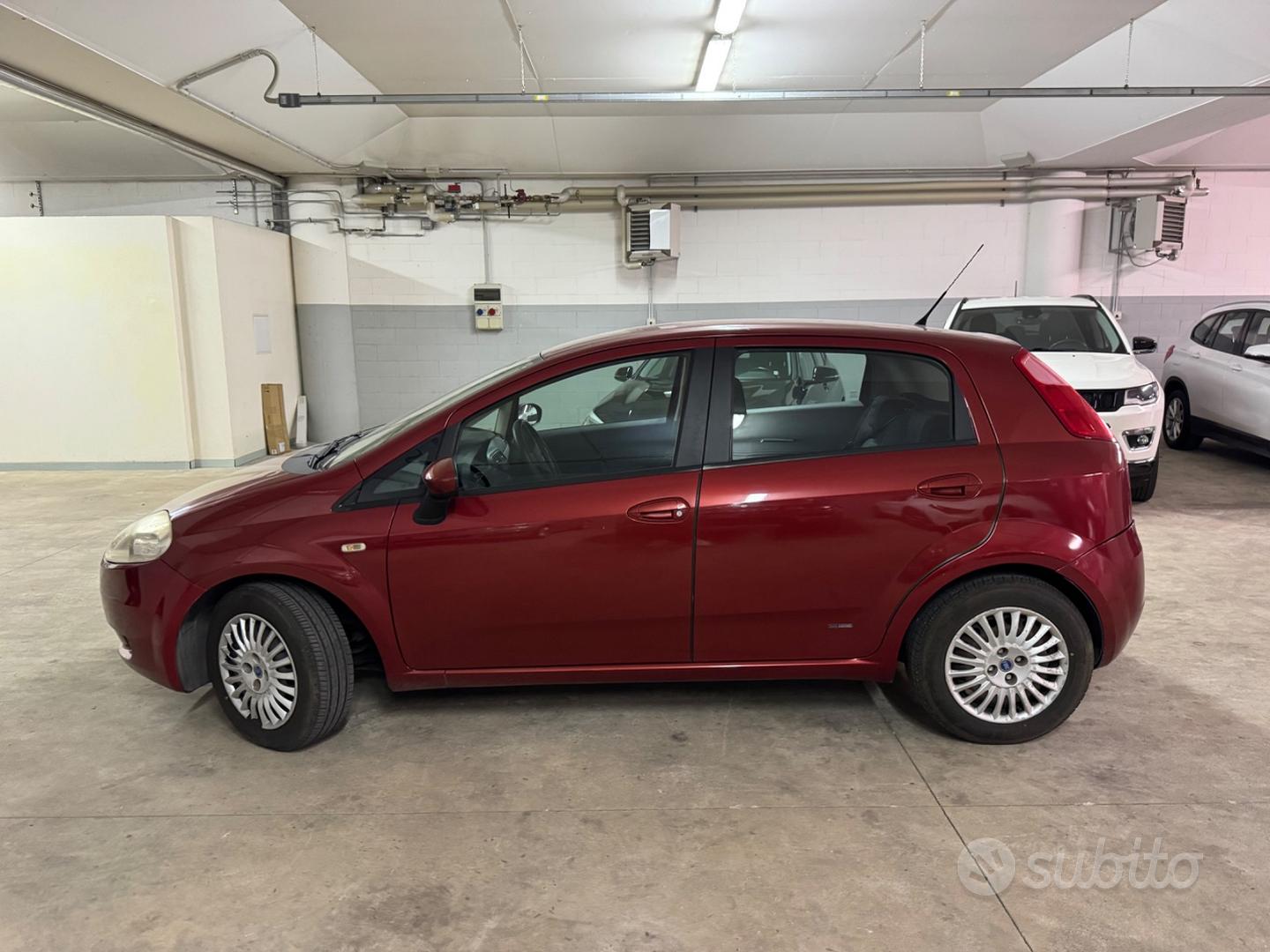 Fiat Grande Punto 2007 photo 4