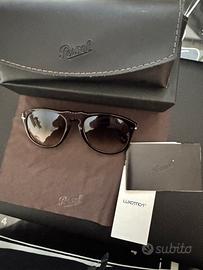 Occhiali da Sole Persol Originali – Con Custodia