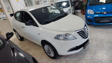 Lancia Ypsilon 0.9 TwinAir 85 CV 5 Porte Metano Ec